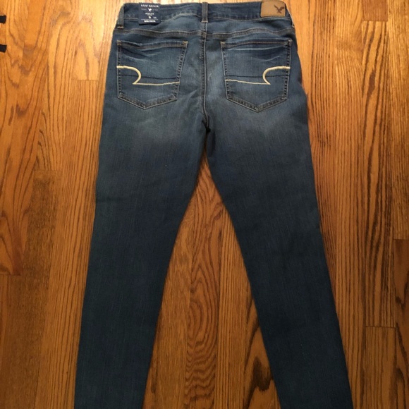 BRAND NEW American Eagle Jeans - Picture 3 of 3